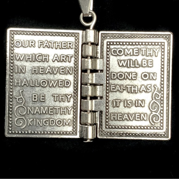 Bible Necklace 4 Pages Turnable Lords Prayer Pages 27” Box Chain Silver Tone - Picture 12 of 16